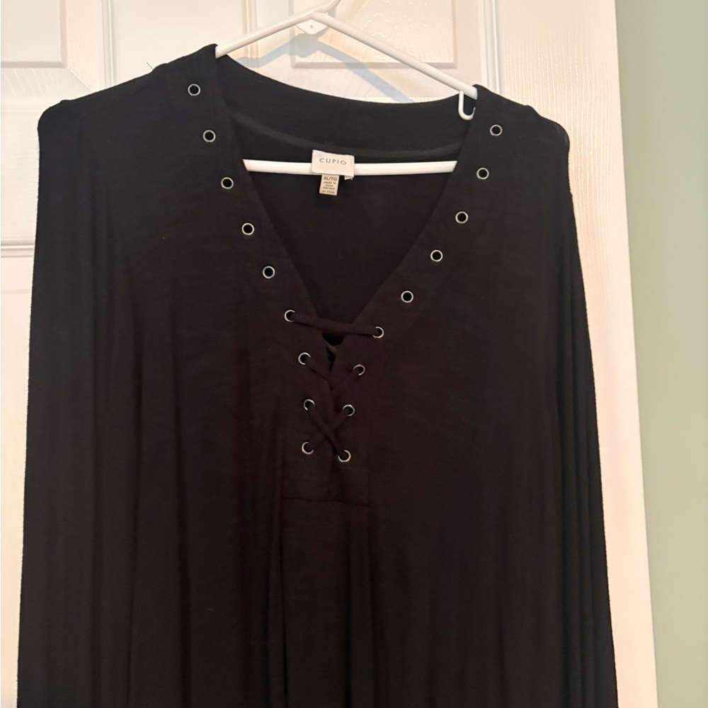 Black stylish top
